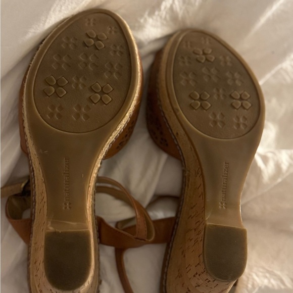 Naturalizer Women's Brown Cutout Sandals - Picture 6 of 8